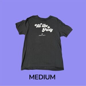 Black Graphic T-Shirt - Medium